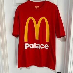 Palace X McDonald's RED Logo T-shirt Size Size Medium